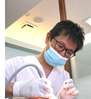 歯周病治療：フラップ手術
